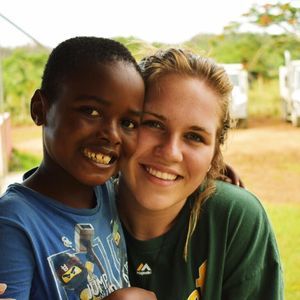 Meet your Posher, Abbey